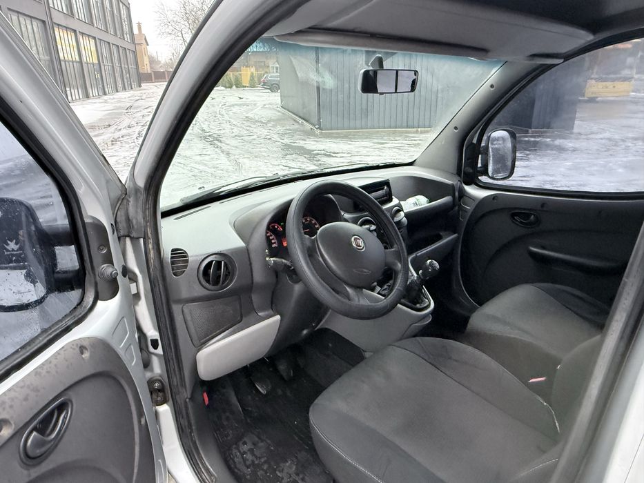 ФІАТ ДОБЛО від власника з автосалону