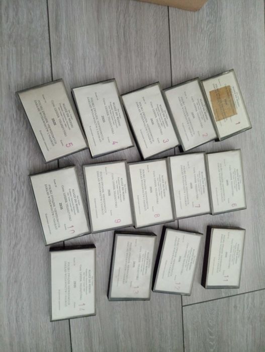 Kasety magnetofonowe Klucz do Rebeki 14 szt PRLL