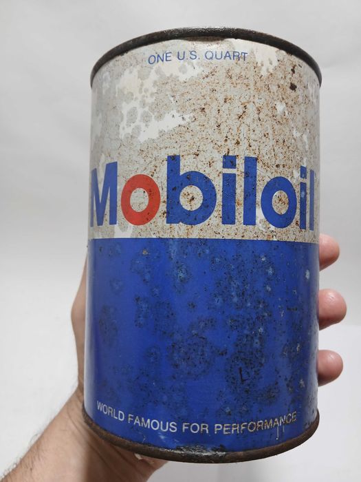 Antiga lata de oleo - Mobiloil - Motor