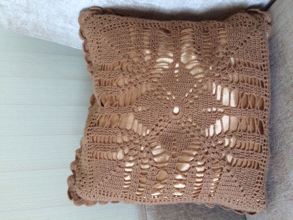 Подушка декор крючком ручна робота