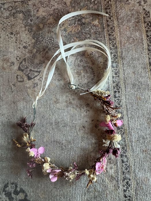 Coroa de flores preservadas