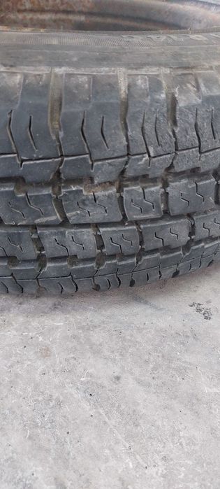 Pneus e jantes 14 de carga peijeout partner citroen berlingo 5 rodas