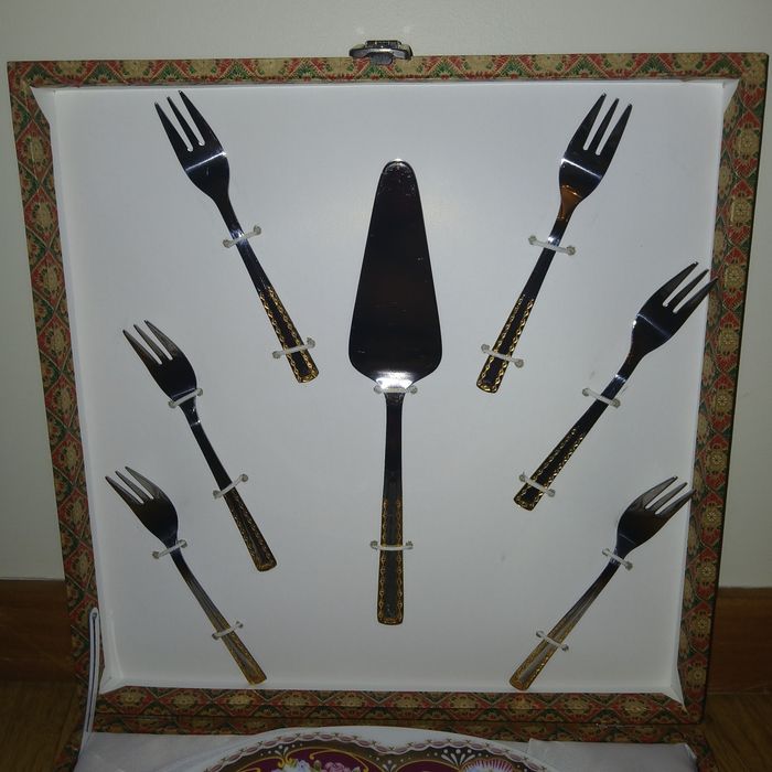 Conjunto de loiça em porcelana de Limoges