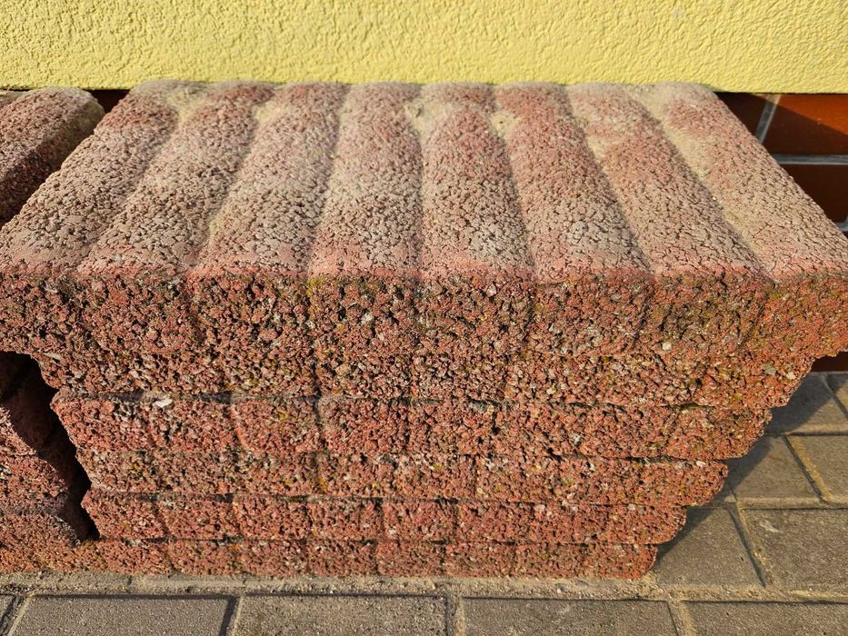 Obrzeża betonowe palisadowe okrągłe