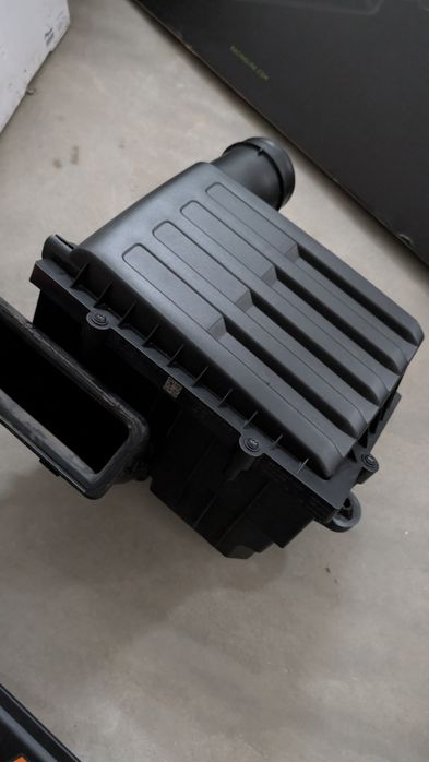 Caixa filtro de Ar  VW Golf GTI 7.5