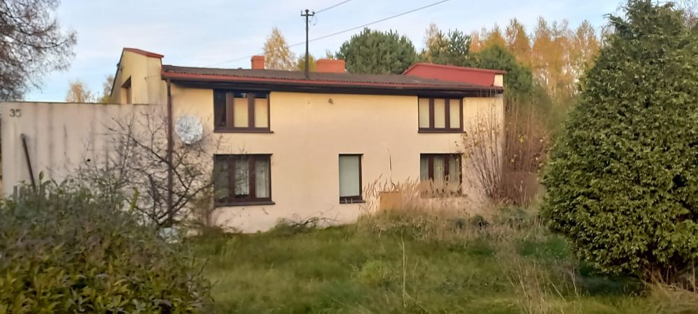 Dom z działką Repty