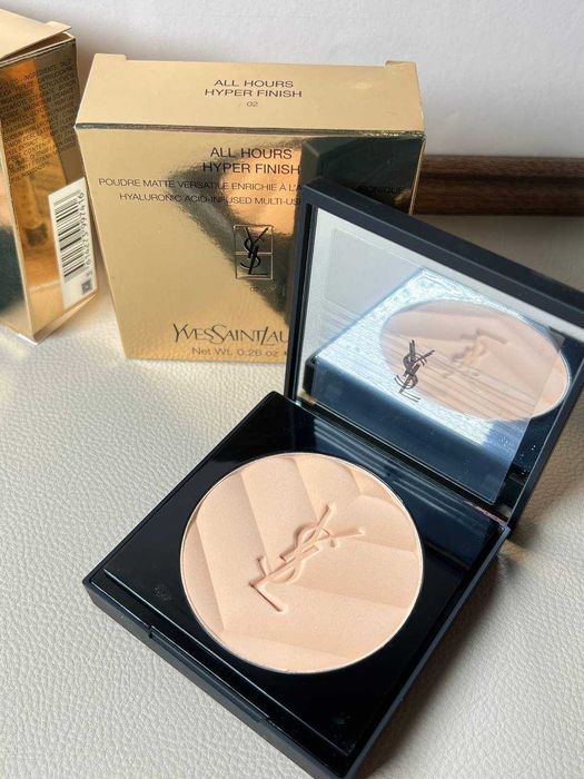 Пудра для обличчя Yves Saint Laurent All Hours Hyper Finish