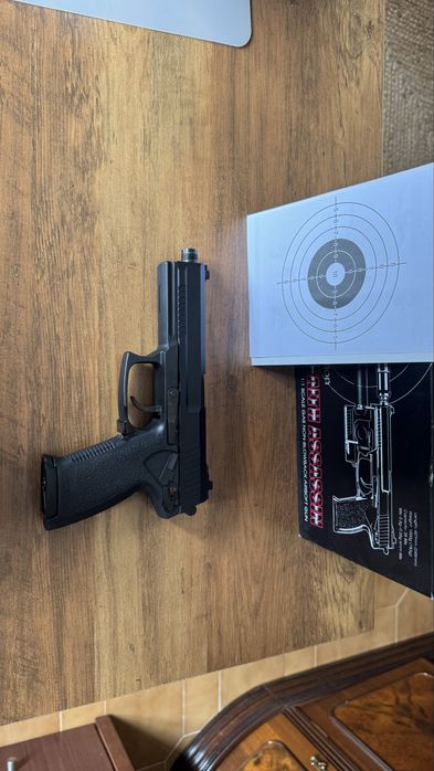Pistola Airsoft MK23 (Green Gas)