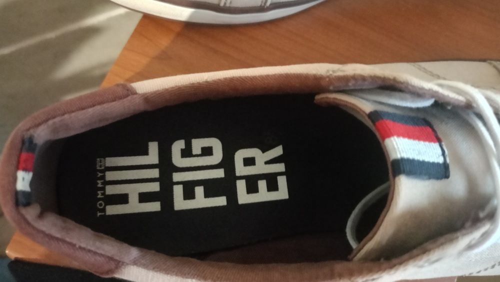 Tommy Hilfiger Męskie trampki Cobblestone FM01536 wkładka 28 cm