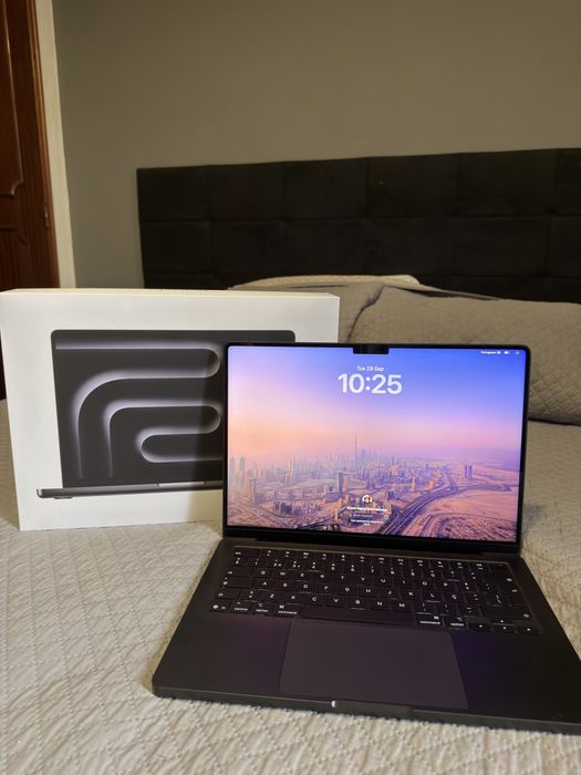 MacBook Pro 14" M5 Pro, 24GB, 1TB, como novo, com fatura e garantia