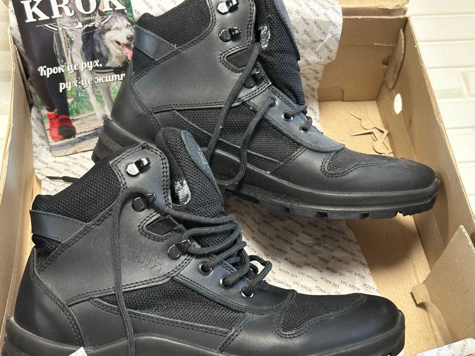 тактичні демісезонні черевики високі. берці Поліція  Krok   43 р