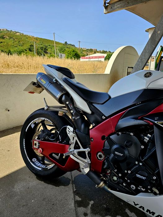 Yamaha R1 Crossplane