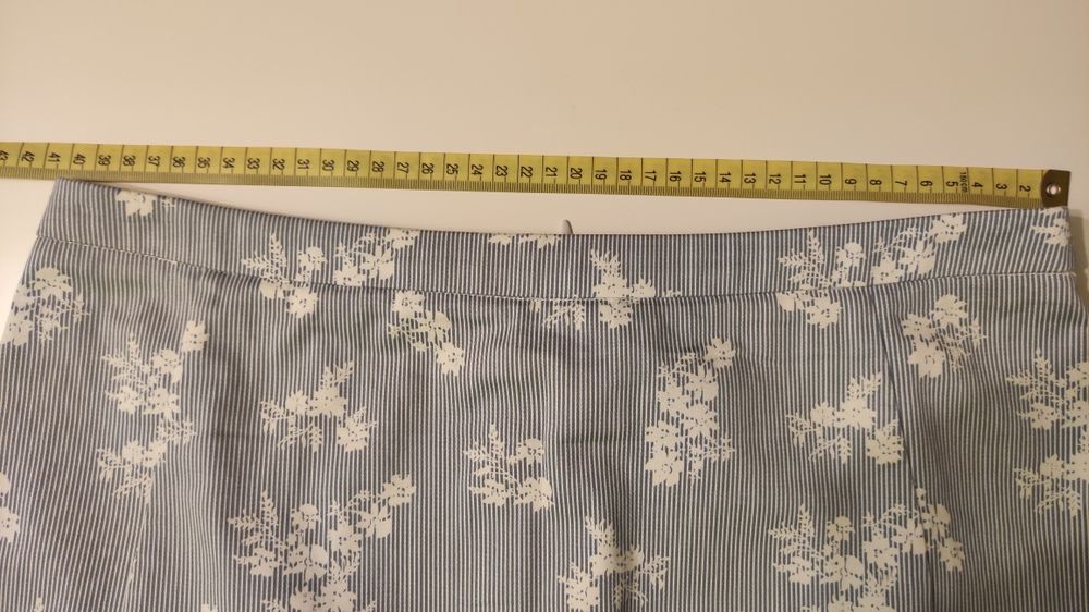 Damska spódnica za kolano Orsay dłuższa spódniczka