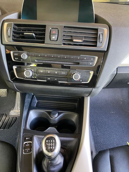 BMW 116d Lci impecável