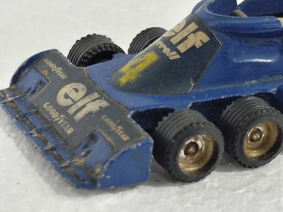 F1 Elf Tyrrell Project 34 (#4) 1976 Patrick Depailler - 1:43