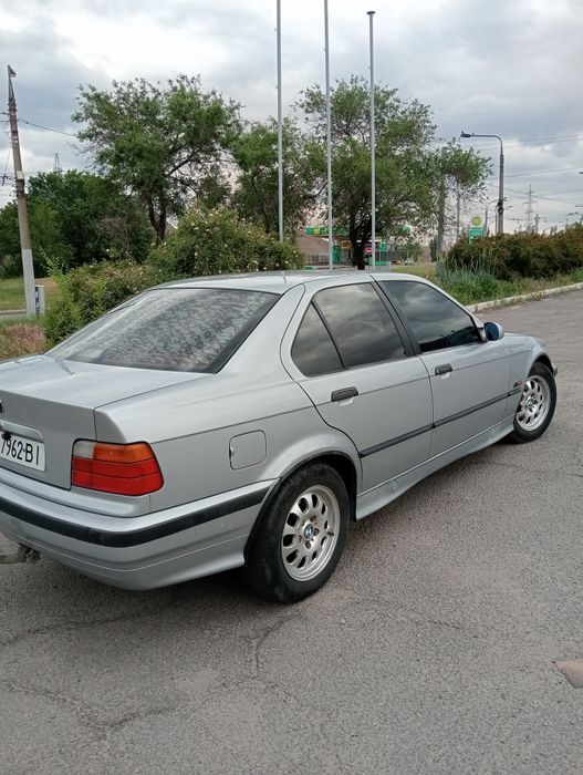 Продам bmw 3 series