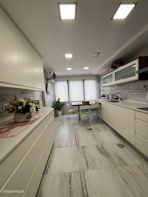 Excelente apartamento T4 - Boavista