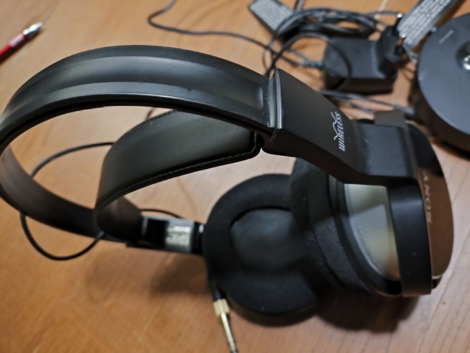 Analogowe słuchawki bezprzewodowe SONY
