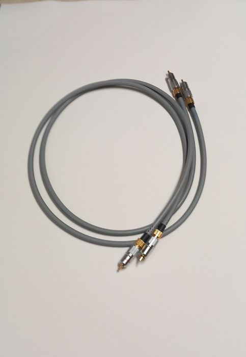 Cabo interconexão Tara Labs Prism solid core