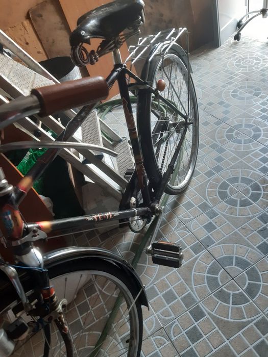 Vendo duas pasteleiras