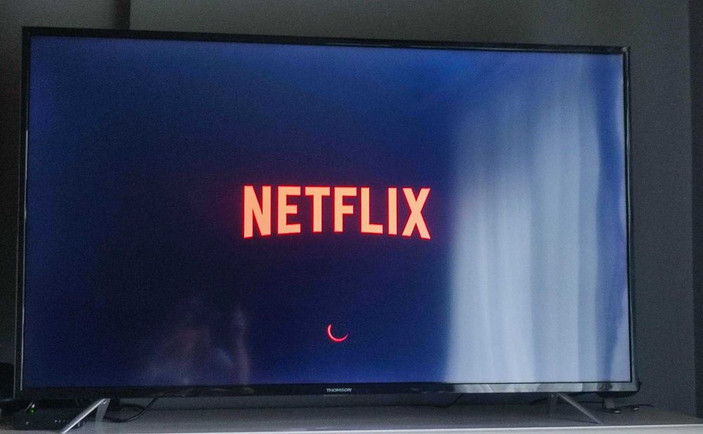 Telewizor Thomson 55UC6326