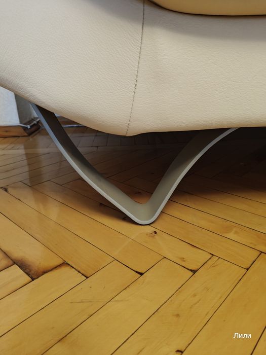 Шкіряні дивани + крісло