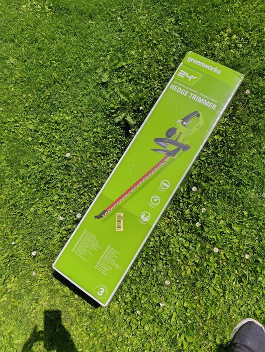 Greenworks GD24HT61 Nożyce do żywopłotu 24V + ładowarka