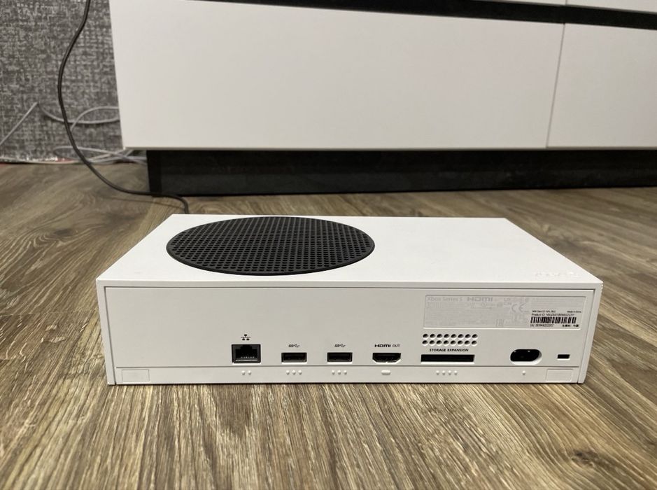 Приставка Xboxs Series S 512 GB