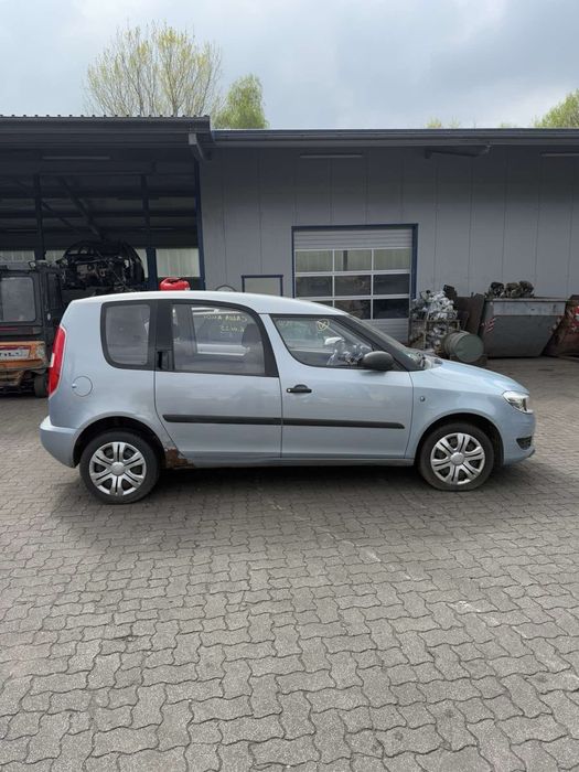 Автозапчастини Skoda Roomster  Шкода Румстер  розборка Шрот