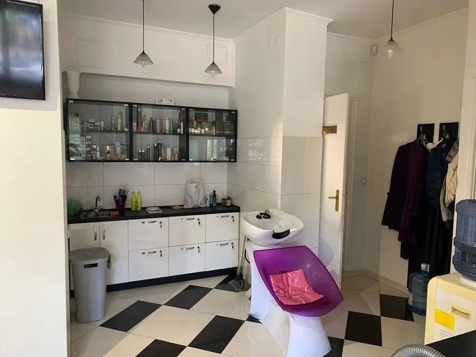 Оренда фасадного приміщення вул. Антоновича-Мельника