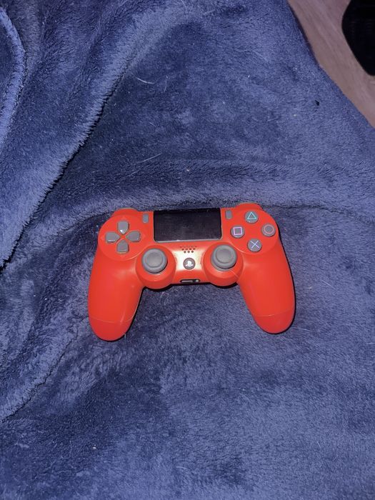 Playstation 4 (com extras)