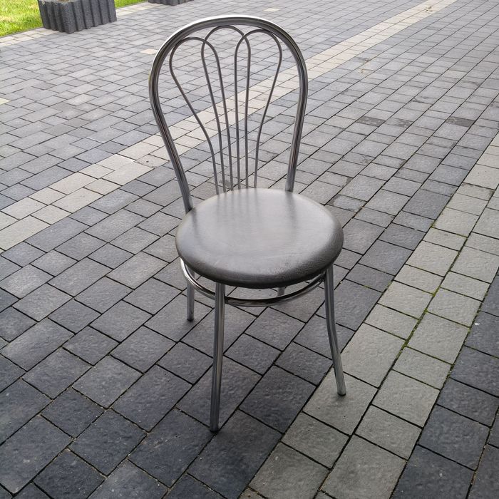 Krzesło metalowe