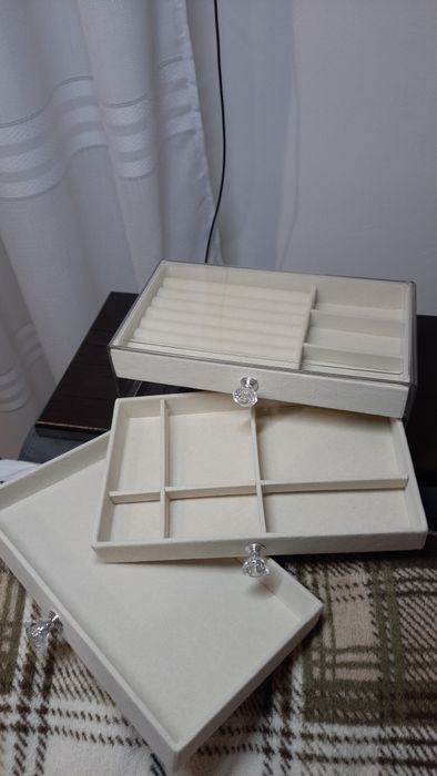 Органайзер для прикрас  (акриловий)