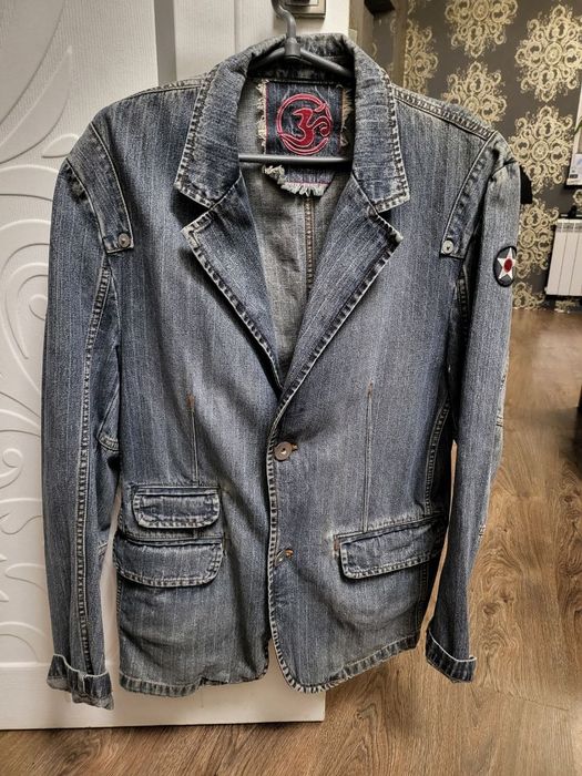 Куртка джинсовая