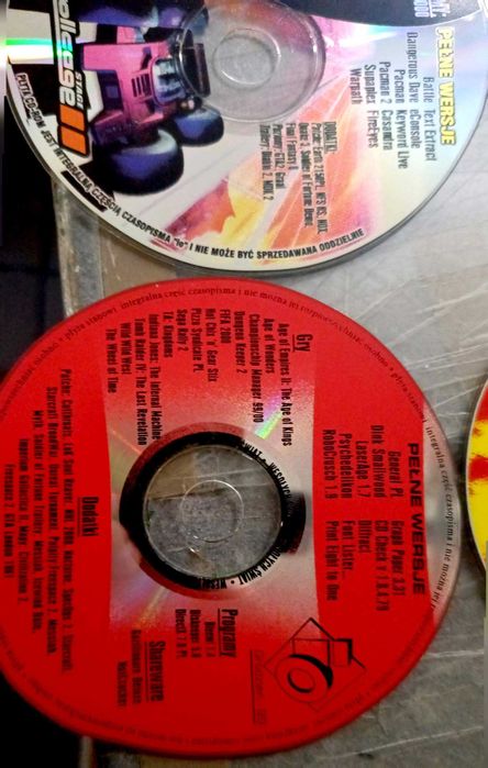 Płyty z czasopisma Input Output OI 9 sztuk cd