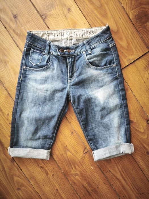 Szorty Krótkie spodenki Calvin Klein rozmiar  27