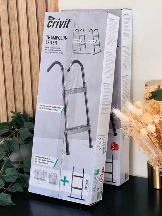 Escadas para trampolim/piscina marca Crivit