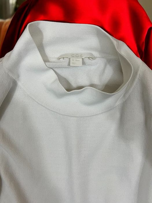 COS roz. XS damska bluzka z baskinką