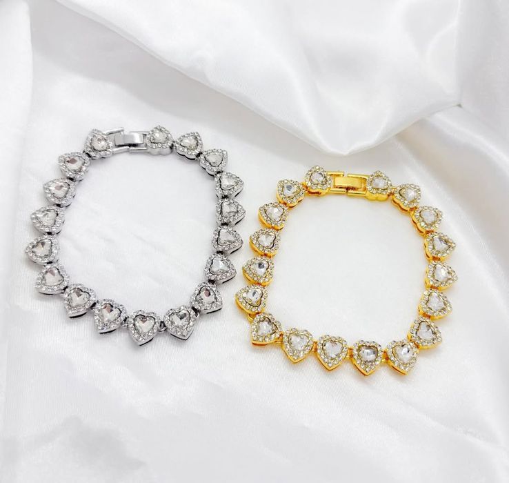 Pulseira de Aço Inoxidável e Zirconias