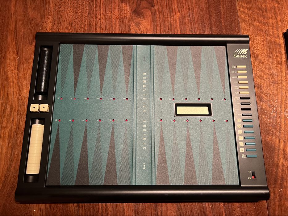 Computador de Gamão Sensorial Saitek