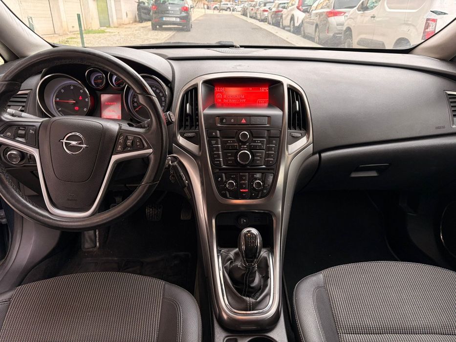 Opel Astra 1.7cdti 2011 Nacional