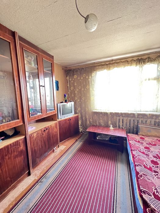 ПРОДАМ 4 кім.кв. в зразковому будинку район Богдана 29000$