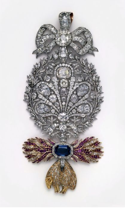 Alfinetes de Peito ORDEM DO TOSÃO D'OURO