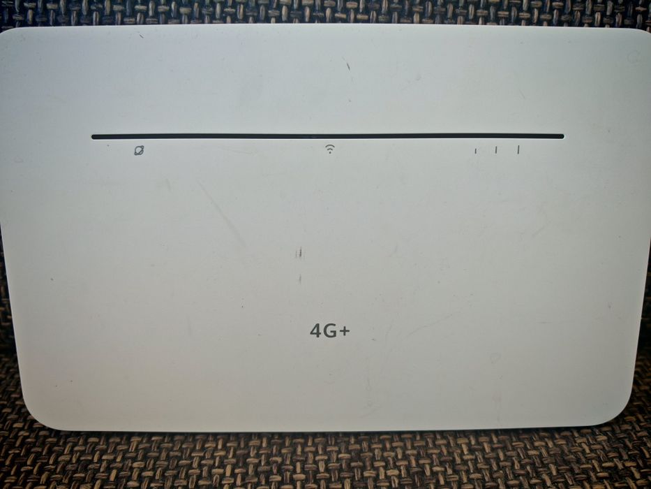 Nowy model routera 400 Mbps Huawei B535-333 Soyealink 4G+ z antena