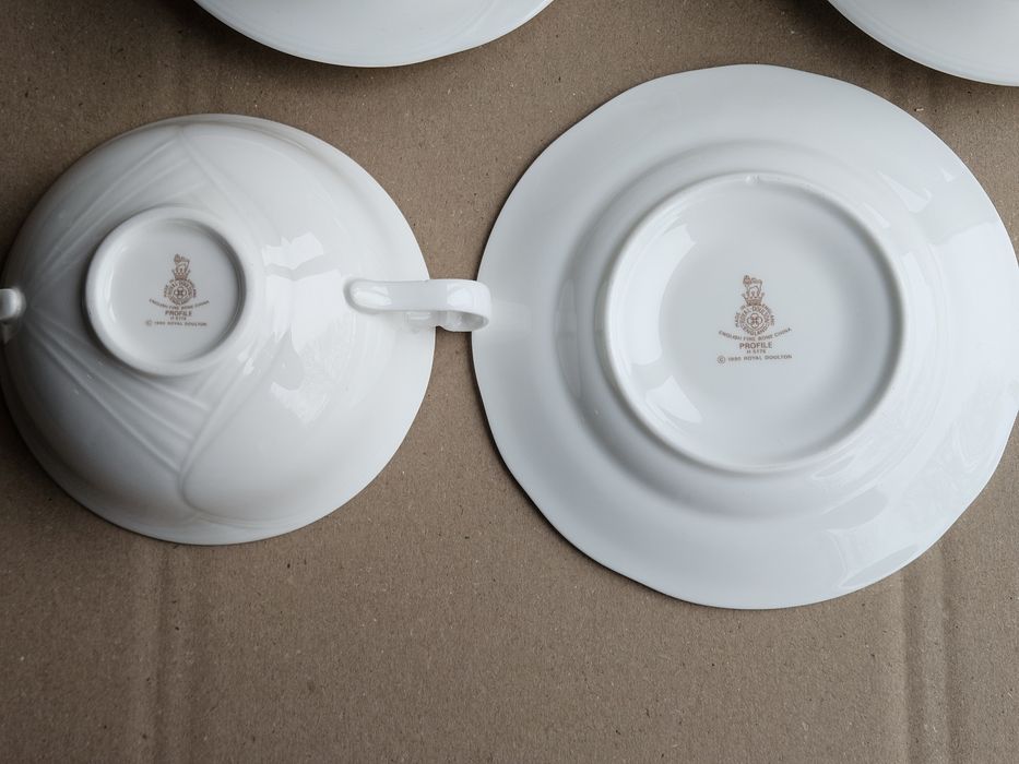 Royal Doulton 5  bulionówek porcelanowych