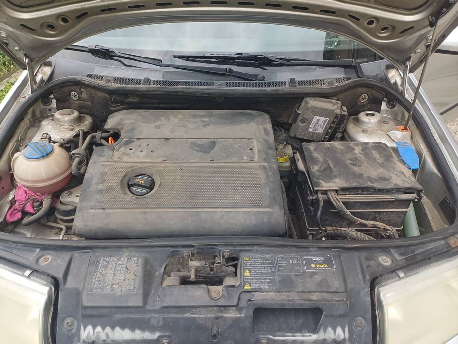 Шкода фабія 1.       1.4 бензин  v16.  Автомат