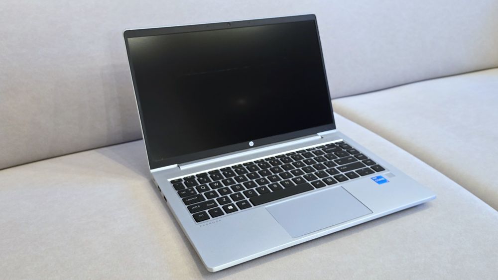 Laptop HP probook 440 g8 intel i5-1135g7, 512gb ram.
