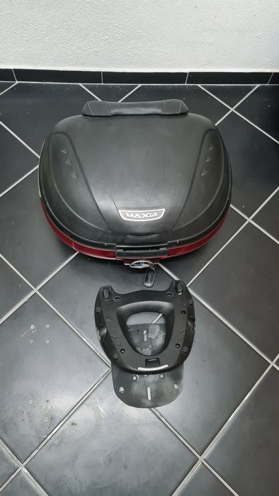 Top Case-  MAXIA