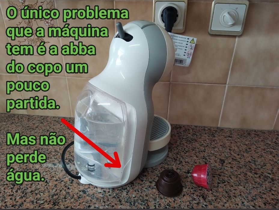Máquina de café Dolce Gusto cafeteira Krups casa quarto apartamento vivenda escritório gabinete carro cozinha.