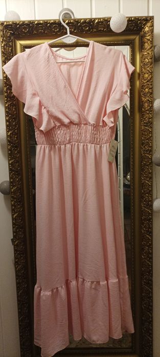 Sukienka długa, pudrowym róż.